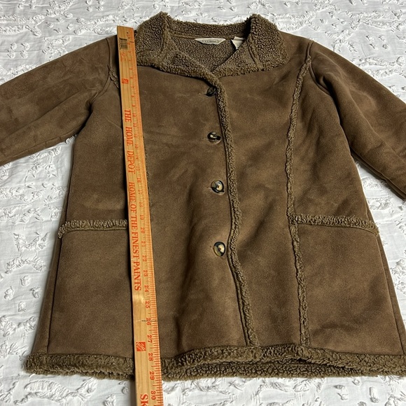 L.L. Bean Jacket size medium - Picture 4 of 9
